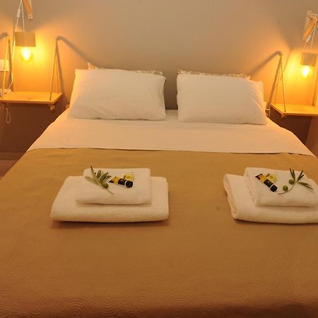 Apartamento Delphic Moments - Sunny App 3Br, 2Ba With View Exterior foto